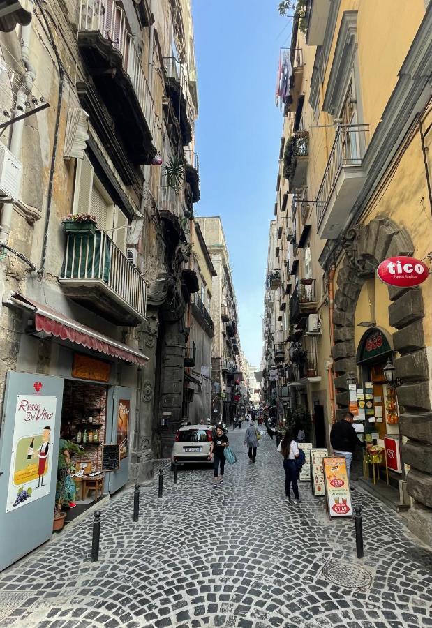 Il 16 Bed & Breakfast Napoli