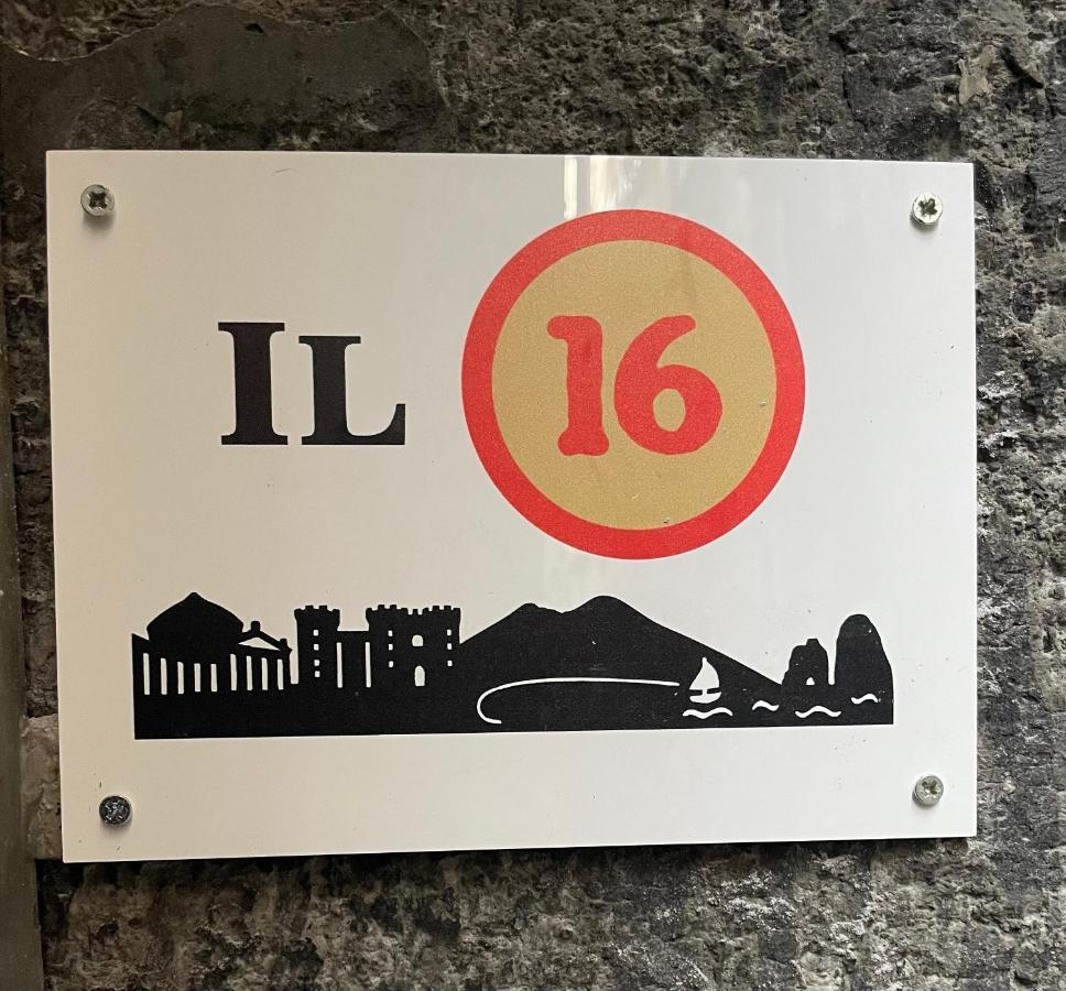 Il 16 * Napoli